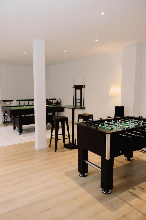 130M² Apartment Im Zentrum + Terrasse لبسيا المظهر الخارجي الصورة